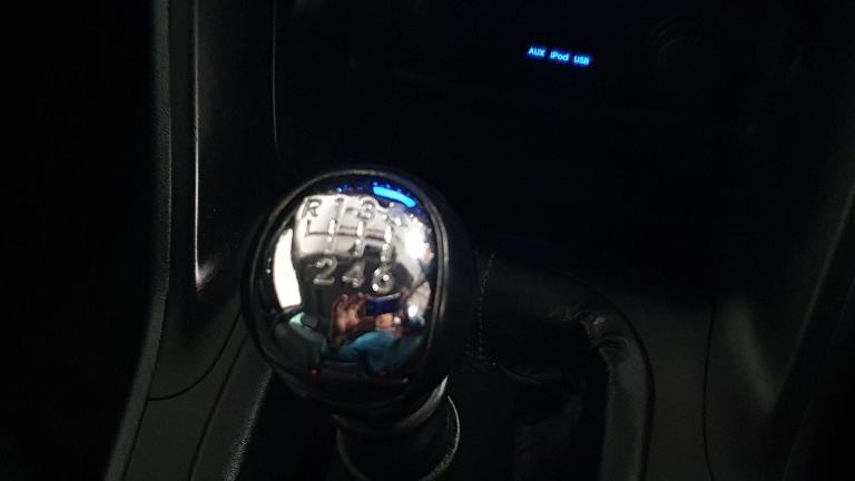 HYUNDAI IX35* 1.7 Crdi * 2wd* DIESEL*26,000 MILES* 1 OWNER* FULL S/HISTORY 