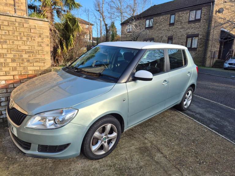 Skoda, FABIA, Hatchback, 2011, Semi-Auto, 1197 (cc), 5 doors