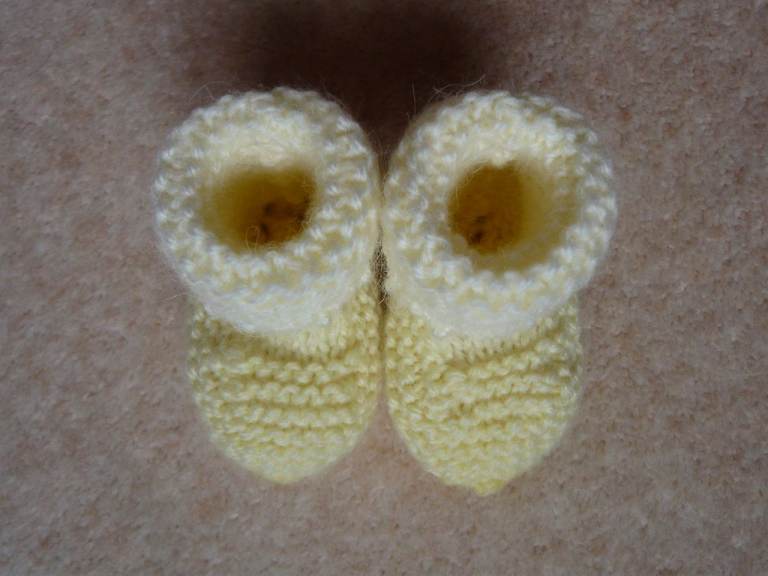 Bootees – baby girl