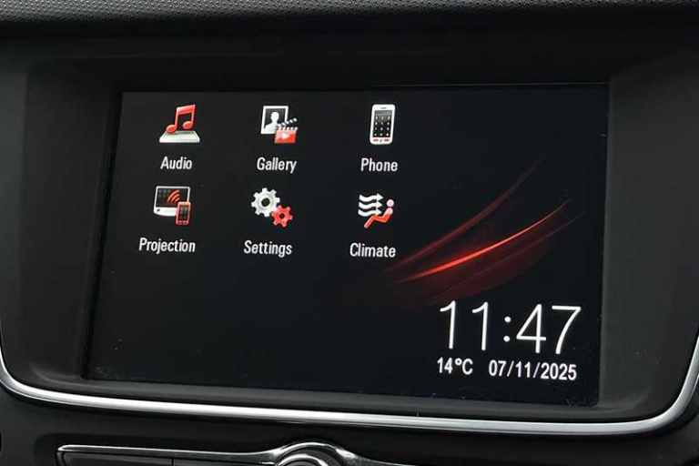 2019 Vauxhall Crossland X 1.2 SE 5dr HATCHBACK PETROL Manual