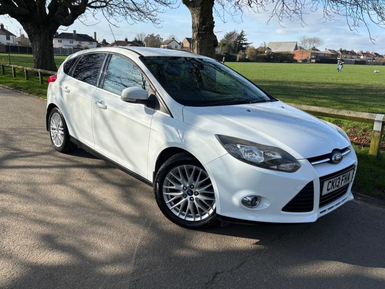 2013 Ford Focus 1.0 125 EcoBoost Zetec 5dr HATCHBACK Petrol Manual