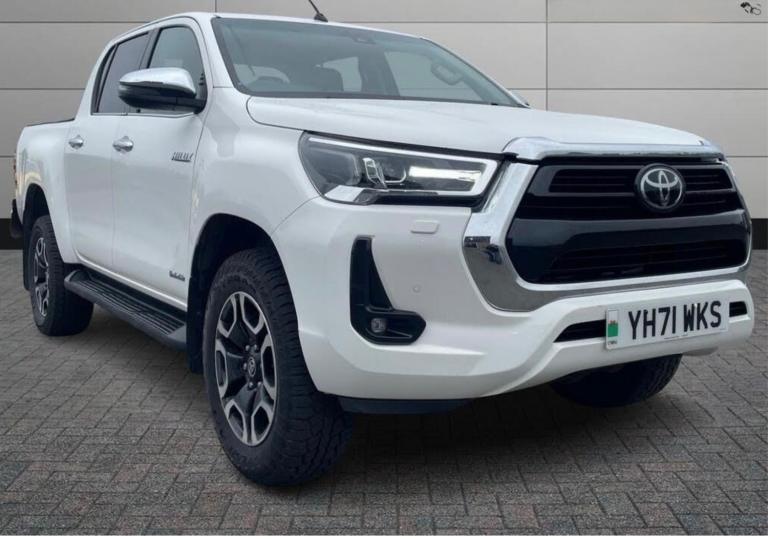 2021 Toyota Hilux Invincible D/Cab Pick Up 2.8 D-4D Auto PICK UP Diesel Automatic