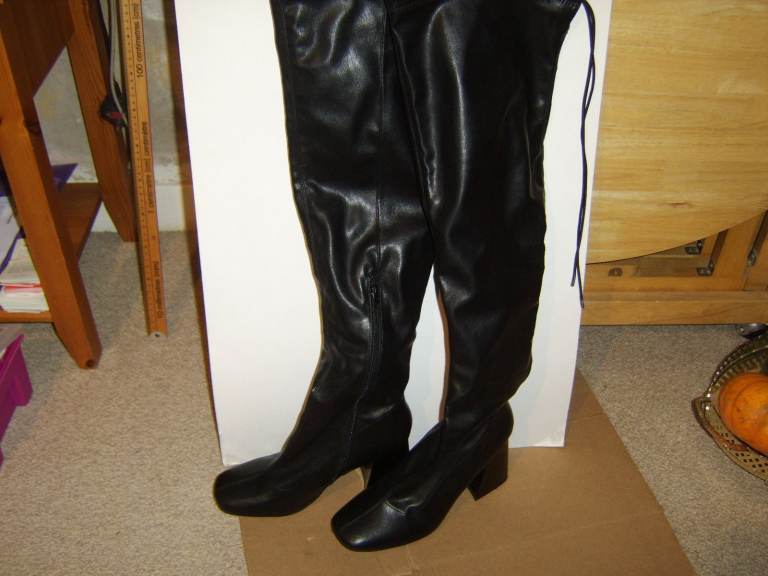 image for High Boots UK Size 7