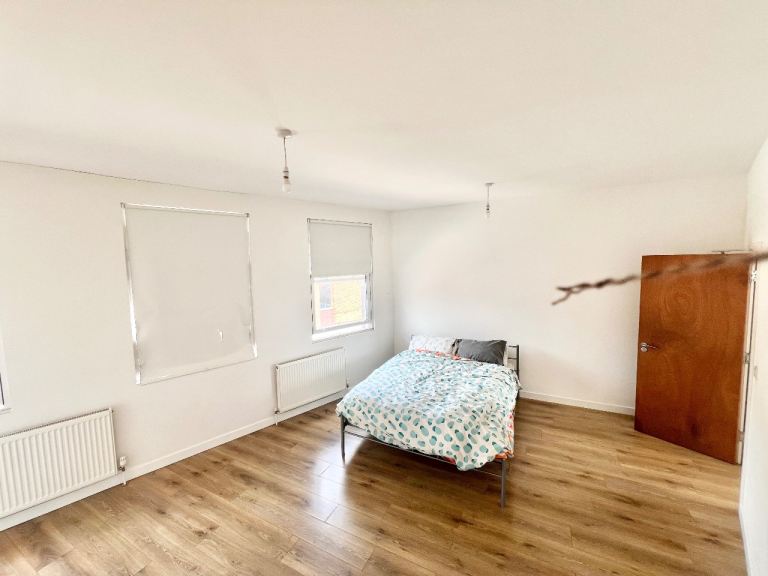 Room for rent Kingston 