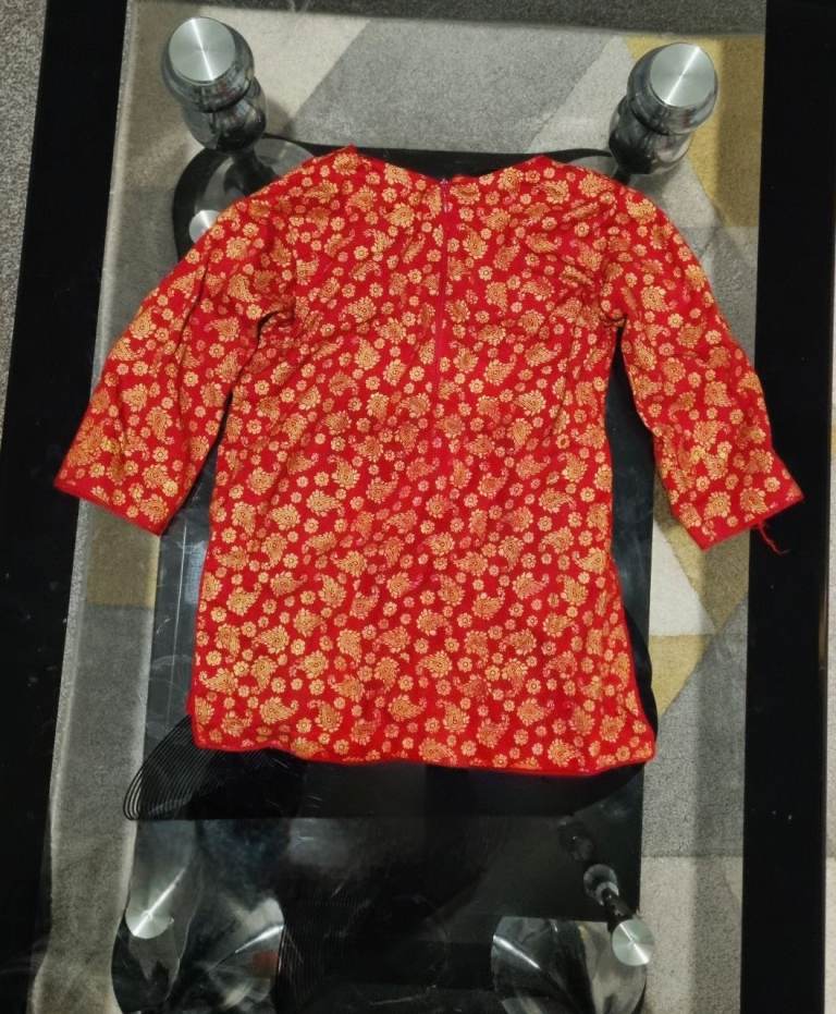 9-12 Months Girl Red Asian Clothes With Designs Excellent Condition 