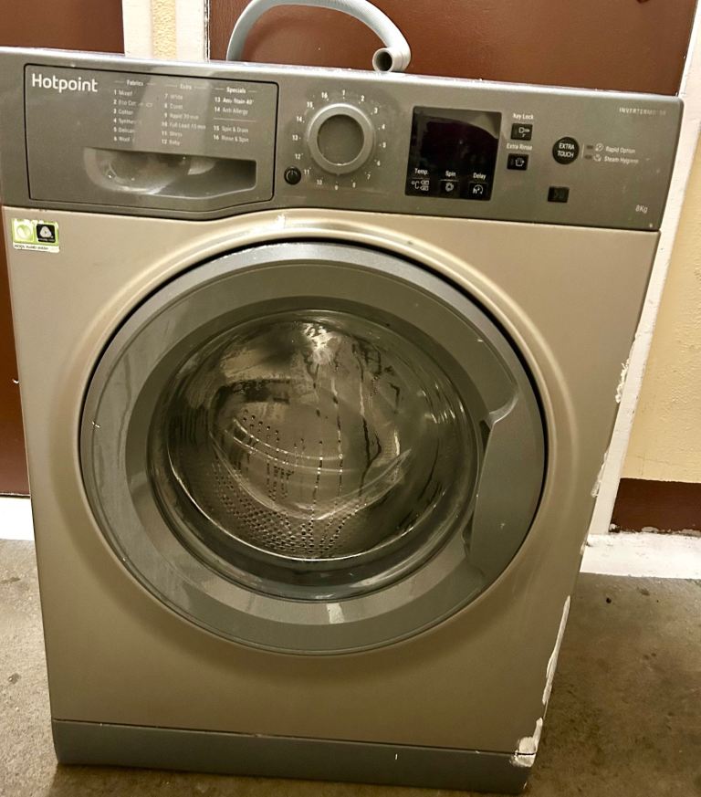 Hot point Washing machine 8KG