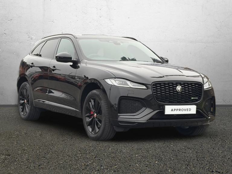 JAGUAR F-PACE 2.0 D200 R-Dynamic Black 5dr Auto AWD