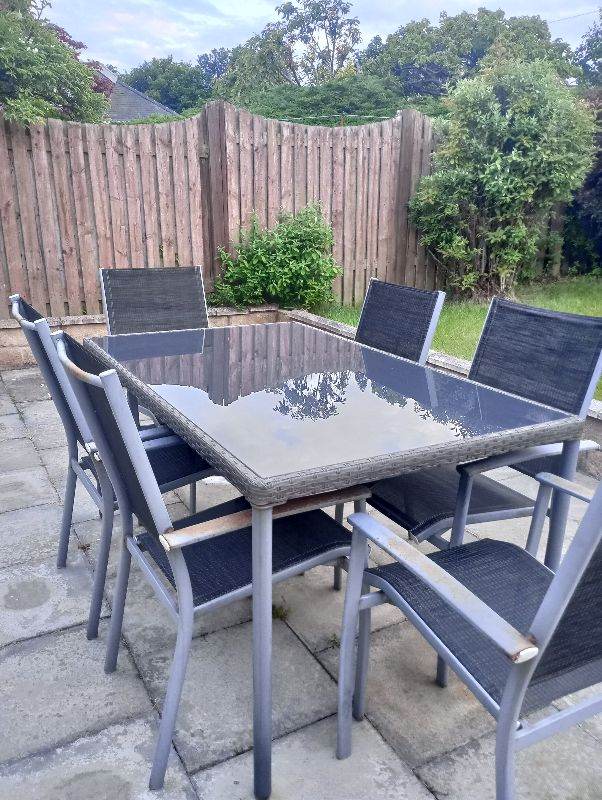 Garden Furniture 