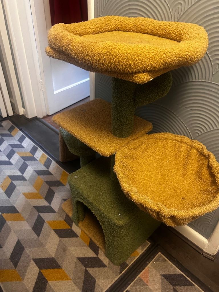 Kitten tower 