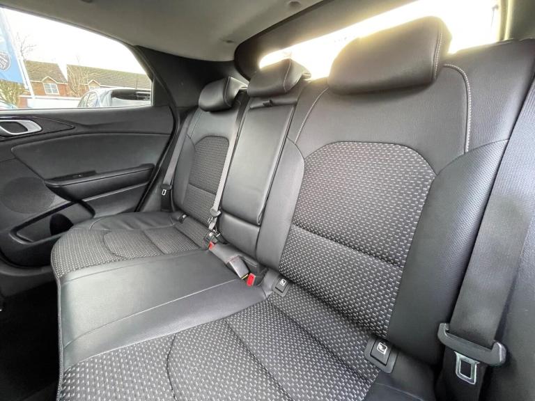 2020 Kia XCeed 1.0 T-GDi 3 Euro 6 (s/s) 5dr HATCHBACK Petrol Manual