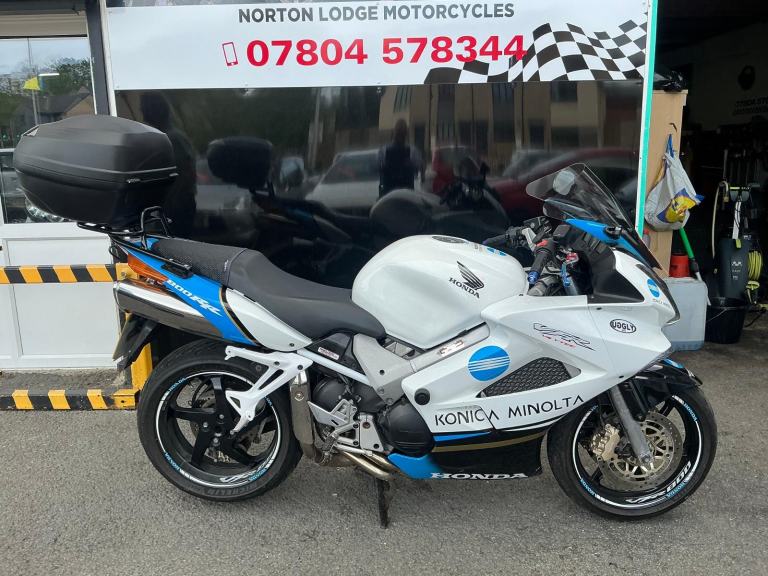 Honda VFR 800