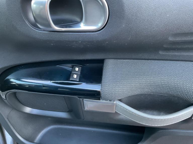 2017 Citroen C4 Cactus 1.2 PureTech Flair ETG5 Euro 6 (s/s) 5dr HATCHBACK Petrol Automatic