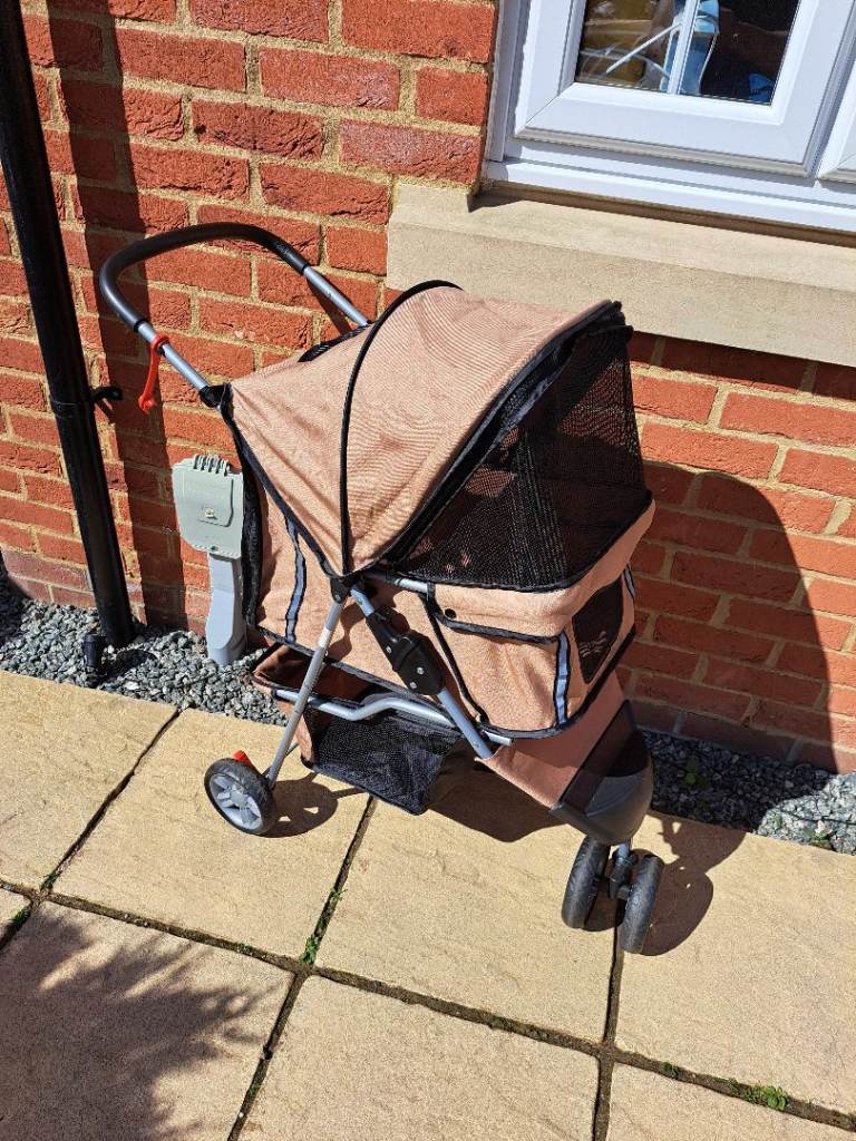 Dog pram