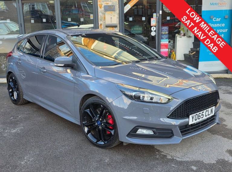 2016 Ford Focus 2.0T EcoBoost ST-3 Hatchback 5dr Petrol Manual Euro 6 (s/s) (250 ps) Hatchback Pe...