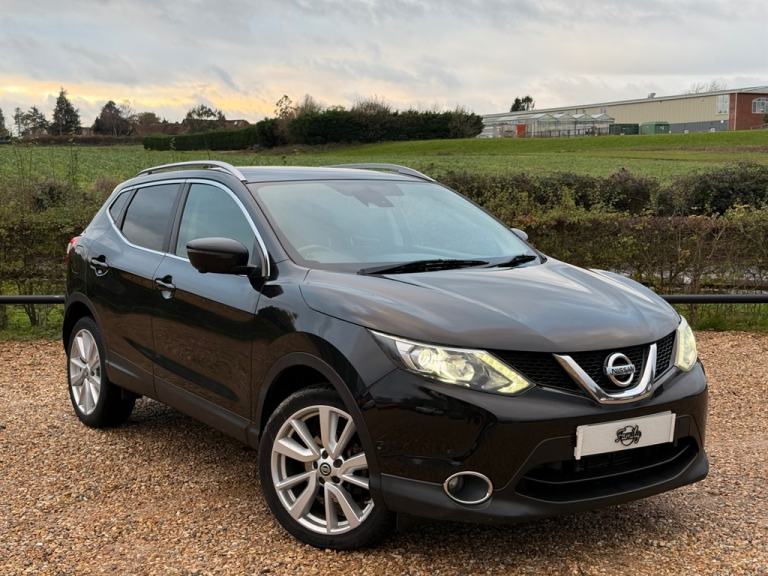 2016 Nissan Qashqai 1.6 dCi Tekna SUV 5dr Diesel XTRON 2WD Euro 6 (s/s) (130 ps) SUV Diesel Autom...