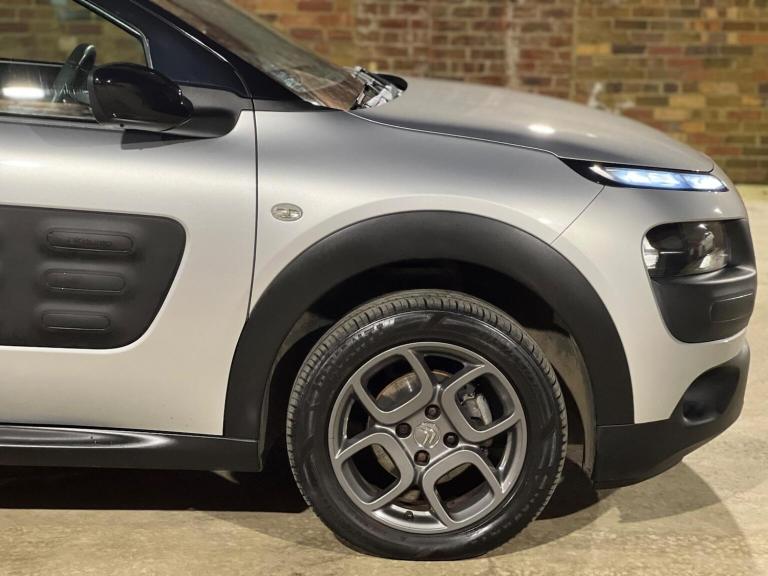 CITROEN C4 CACTUS 1.6 BlueHDi Feel Euro 6 5dr 2016