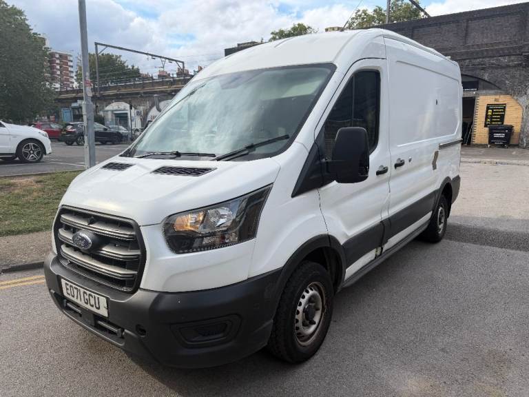 Rent a Van from £250 per Week – Ford Transit 2021