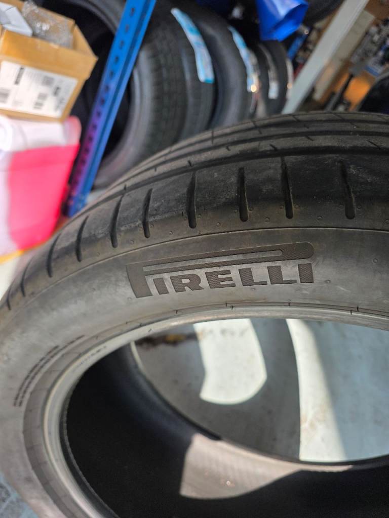 Car tyers, Pirelli P Zero tyres. Size is 285/40/22