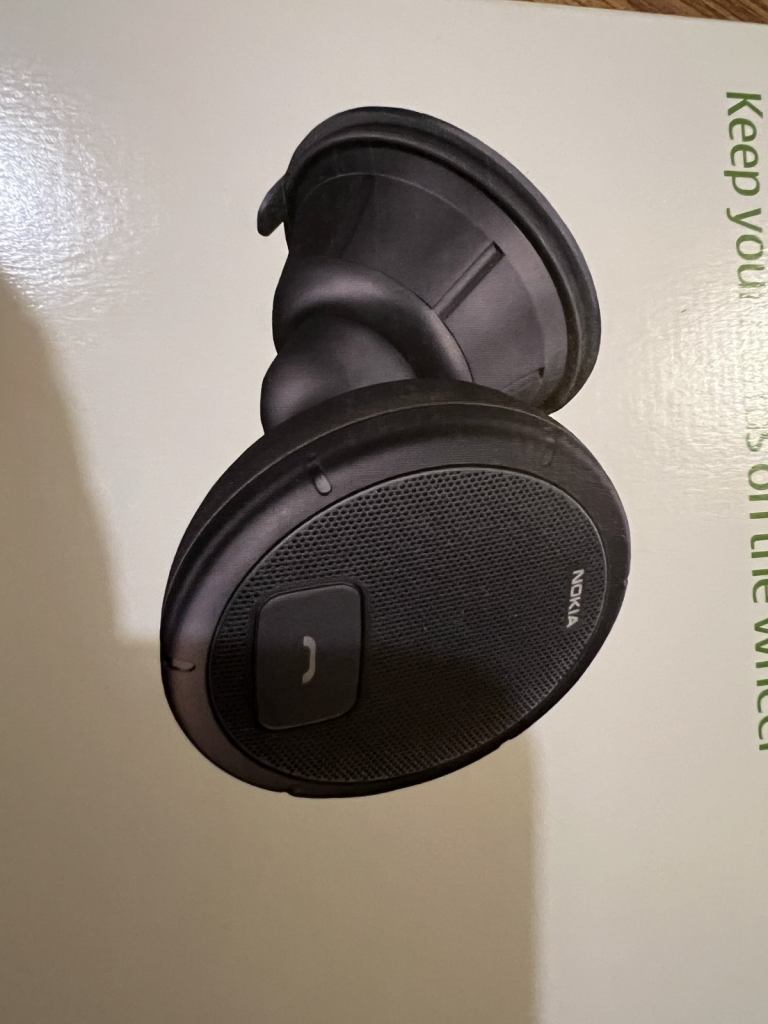 Genuine NOKIA HF-310 Speakerphone Bluetooth Handsfree, NEW