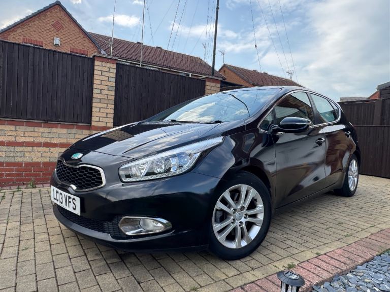Kia Ceed 1.6 Petrol • 2013 • Hatchback • 106k Miles