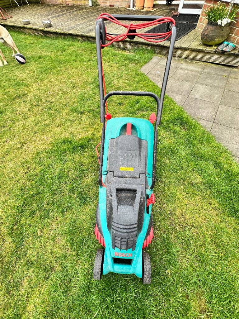Bosch Rotak 37 Lawnmower – 37cm 1400W, Good Condition