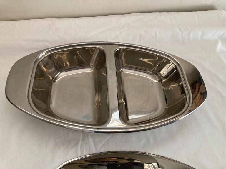 4 stainless steel oval vegetable serving dishes with lids