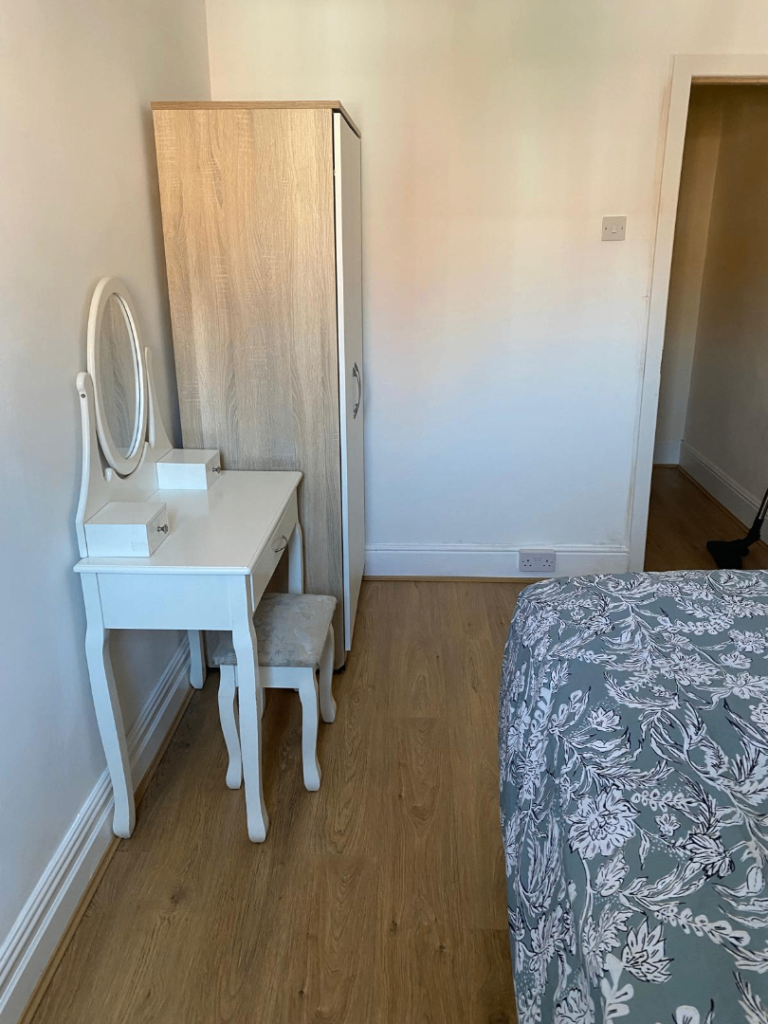 Spacious and double room available in B29 7RG
