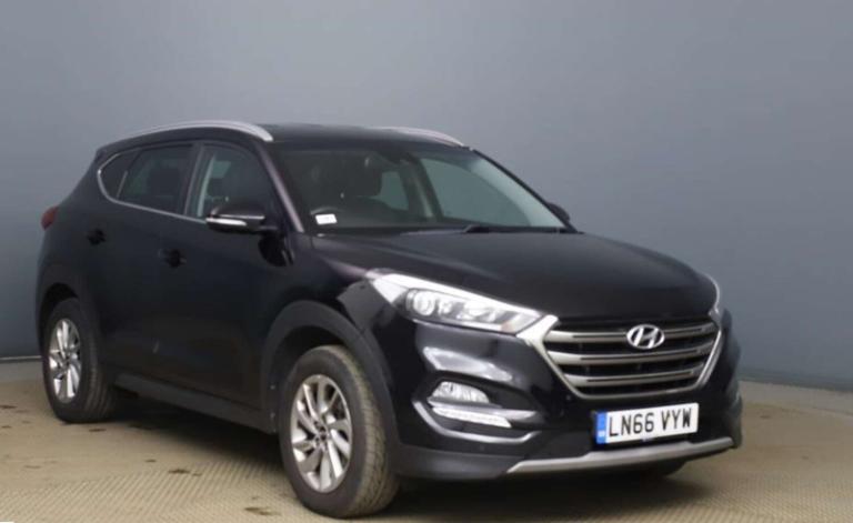 2016 Hyundai TUCSON 1.7 Tucson Premium Blue Drive 2WD CRDi 5dr SUV Diesel Manual