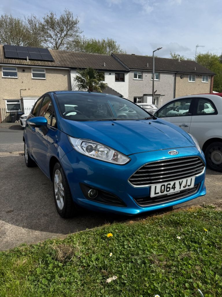 Ford, FIESTA, Hatchback, 2014, Manual, 1241 (cc), 5 doors