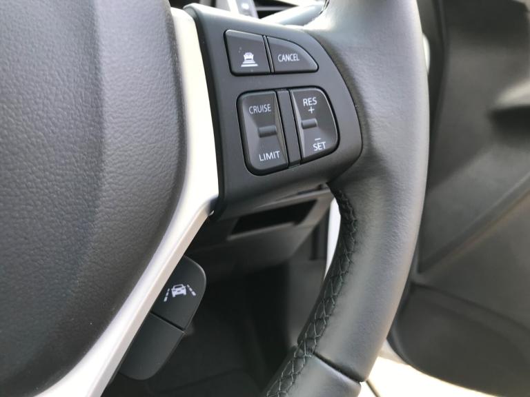 2025 Suzuki SX4 S-Cross 1.4 Boosterjet 48V Hybrid Ultra ALLGRIP 5dr Hatchback Petrol Manual