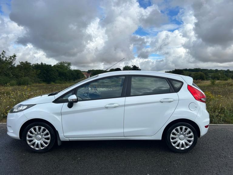 2013 Ford Fiesta 1.25 82 Style 5dr HATCHBACK Petrol Manual