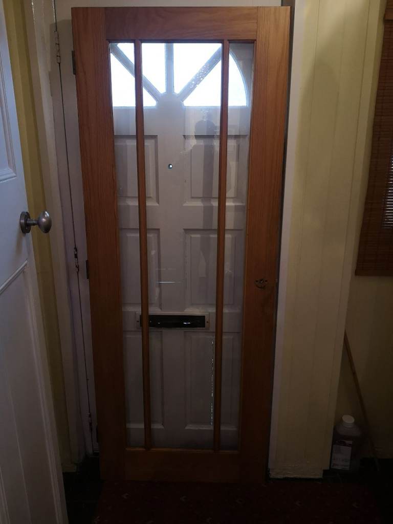 Free wooden internal door with glass