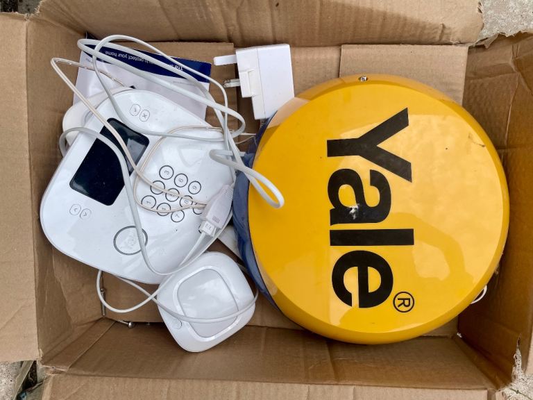 Yale IA-220 house alarm