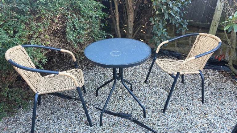 Garden table and chairs 