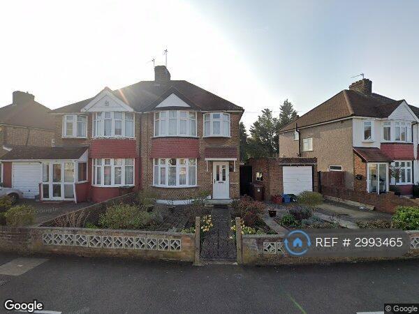 4 bedroom house in Boundaries Road, Feltham, TW13 (4 bed) (#2993465)