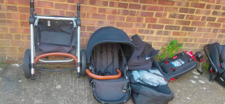 Icklebubba pram bundle 