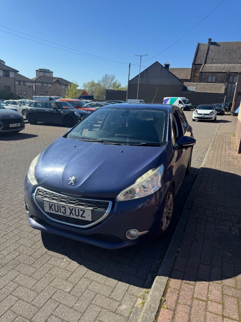 Peugeot 208 Long MoT for sale £1400 