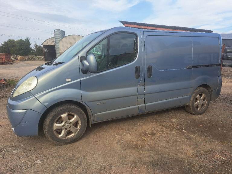 Renault Trafic Sport 2.0dci 