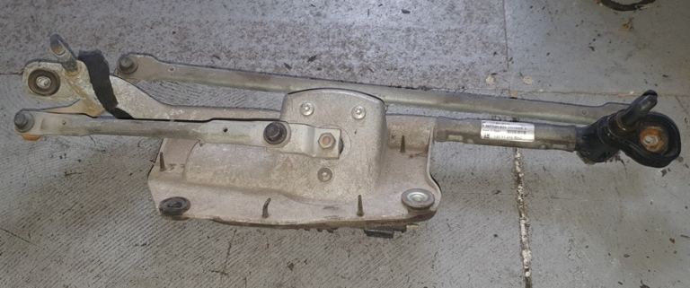 Vauxhall Astra H Front Wiper Motor And Linkage 2006