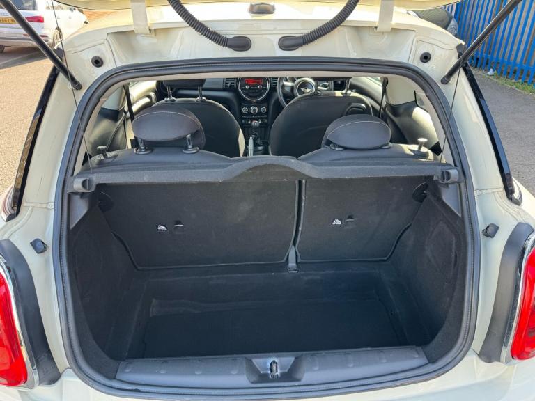 2016 MINI Hatch 1.5 Cooper 3dr HATCHBACK Petrol Manual