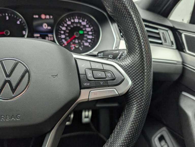 2021 Volkswagen Passat 2.0 TDI EVO R-Line Estate 5dr Diesel DSG Euro 6 (s/s) (150 ps) - CRUISE CO...