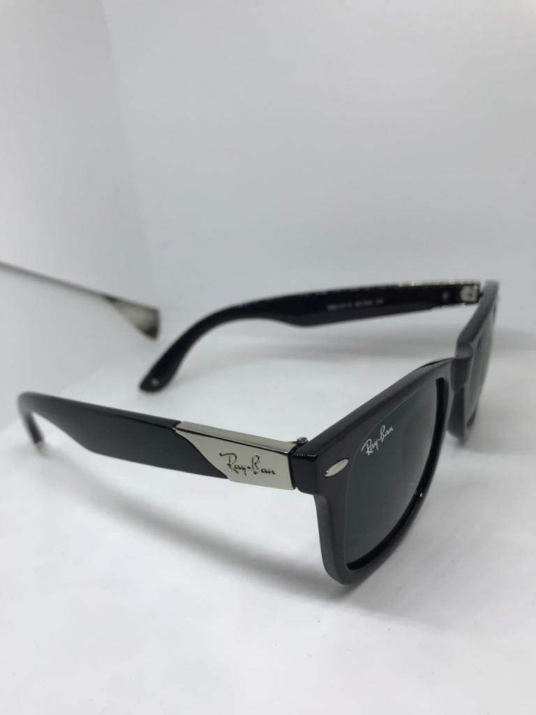 Exclusive RayBan wayfarer sunglass 