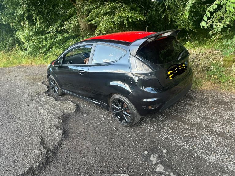 Ford, FIESTA,AT LINE,new mot,£20 tax