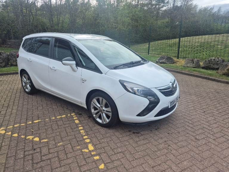 Nice clean people carrier 