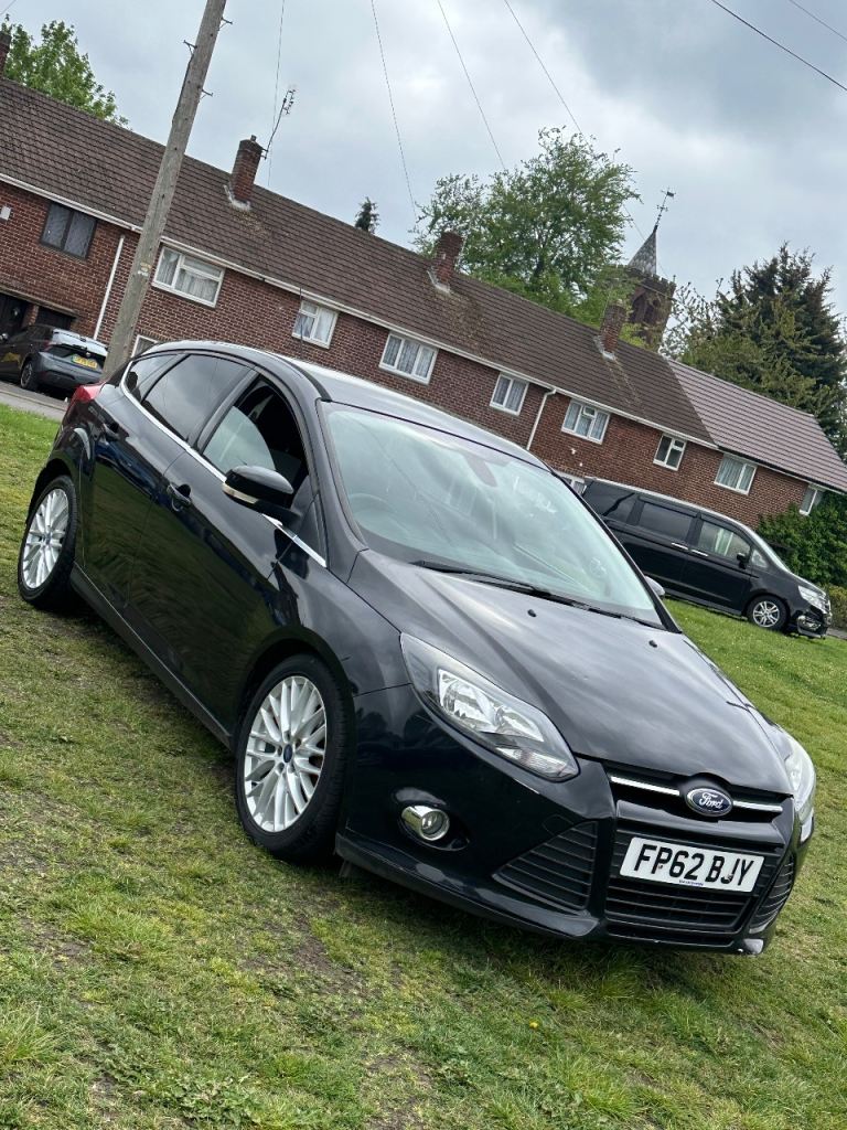 Ford, FOCUS, Hatchback, 2012, Manual, 1560 (cc), 5 doors