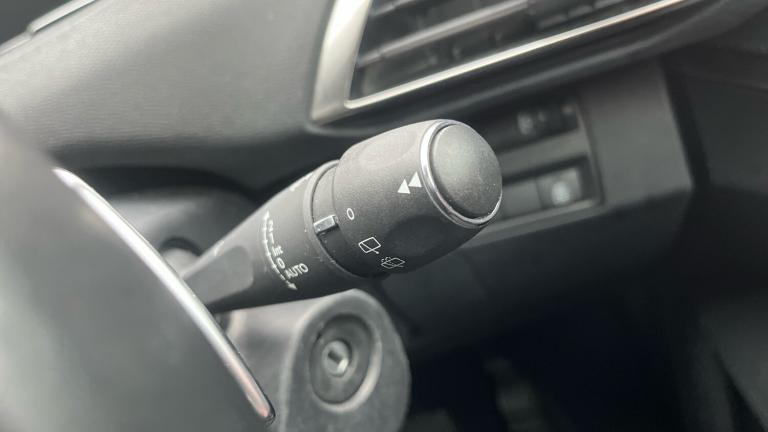 2020 Peugeot 3008 1.5 BlueHDi Allure SUV 5dr Diesel EAT Euro 6 (s/s) (130 ps) SUV Diesel Automatic