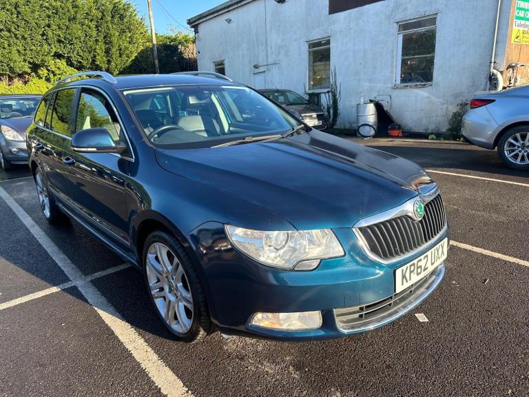2013 Skoda Superb 2.0 TDI Elegance Euro 5 5dr ESTATE Diesel Manual