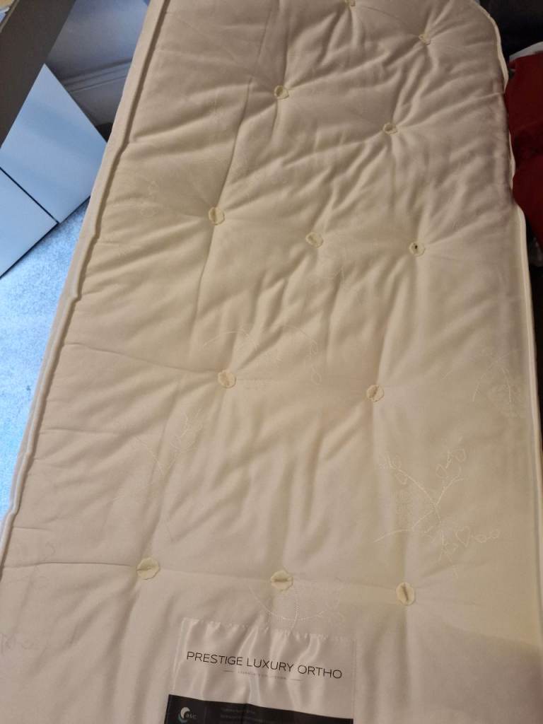 Midway sleeper bed
