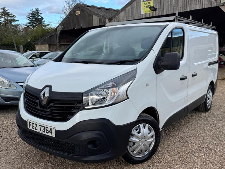 2017 Renault Trafic SL27 dCi 120 Business Van PANEL VAN DIESEL Manual