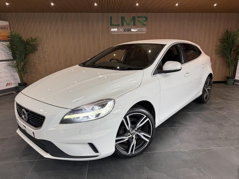 VOLVO V40 2.0 R-Design Pro D2 2016